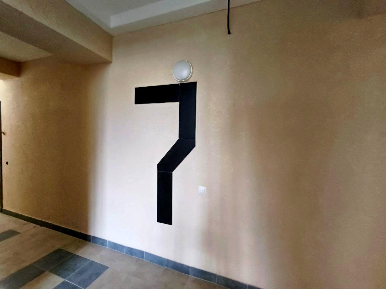 1835449396227905