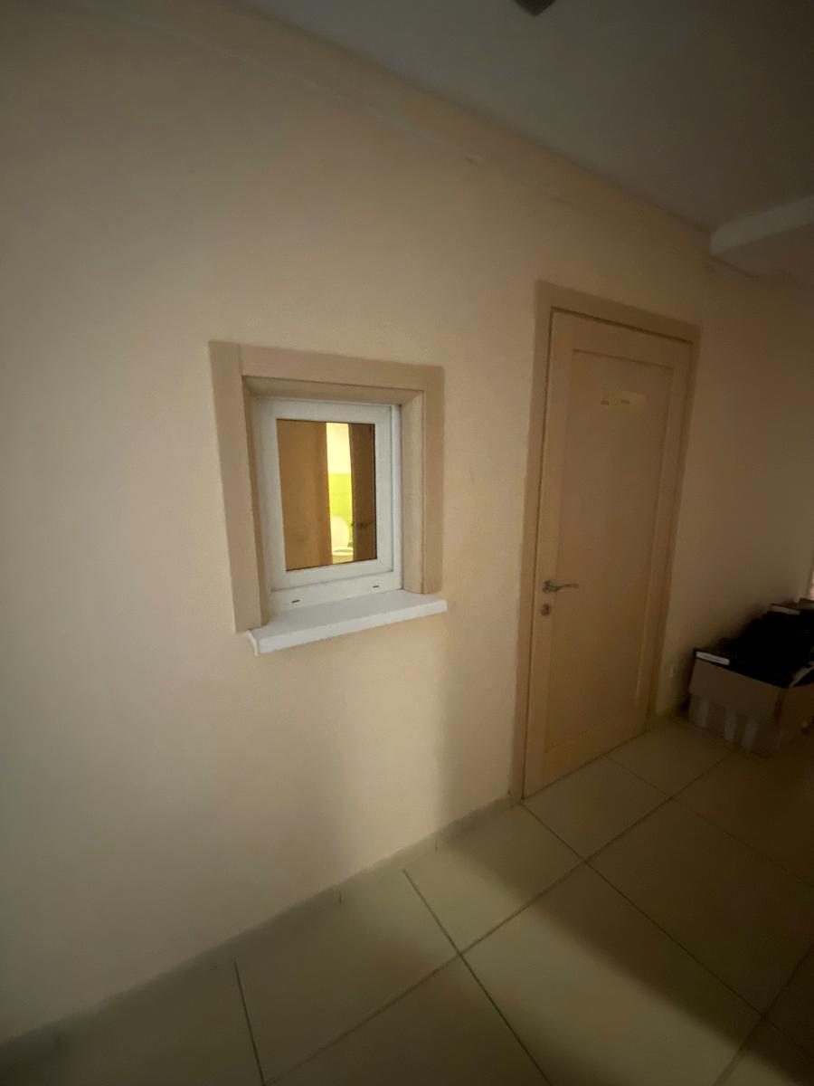 1746116272202906