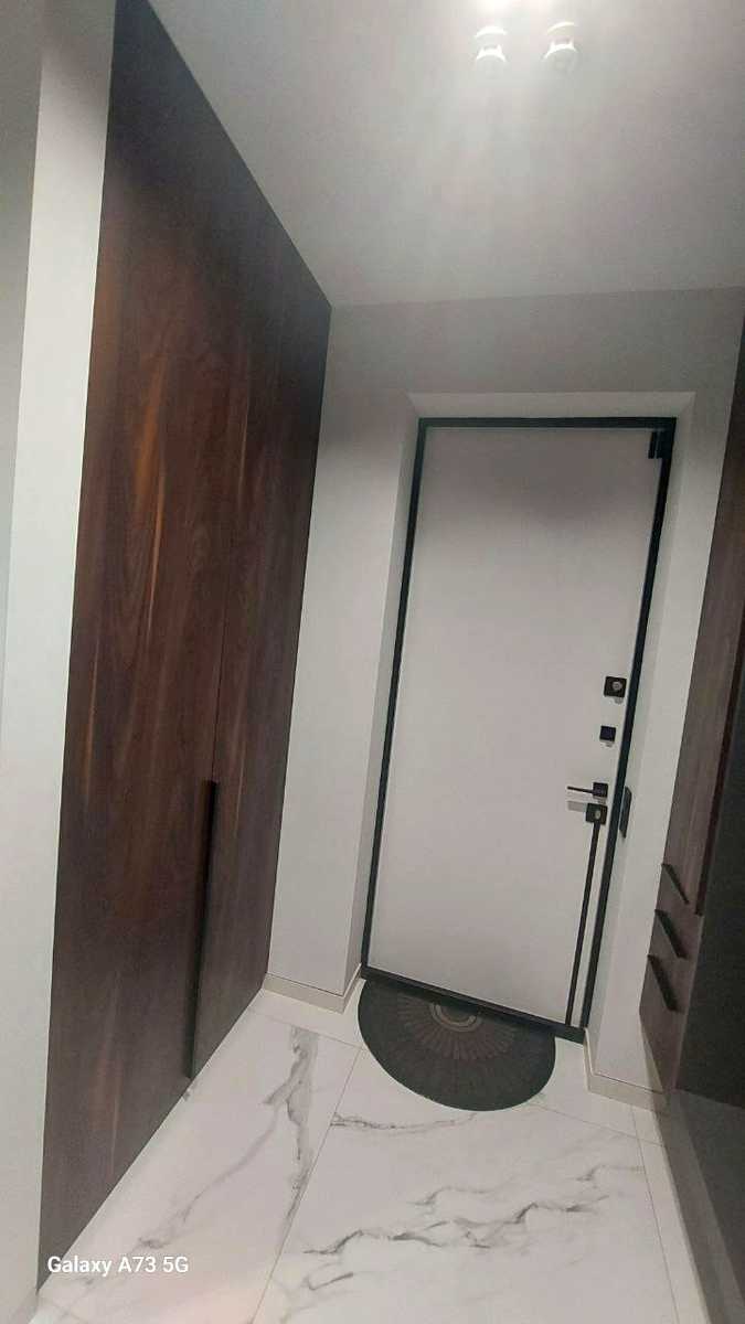 1805490374713907