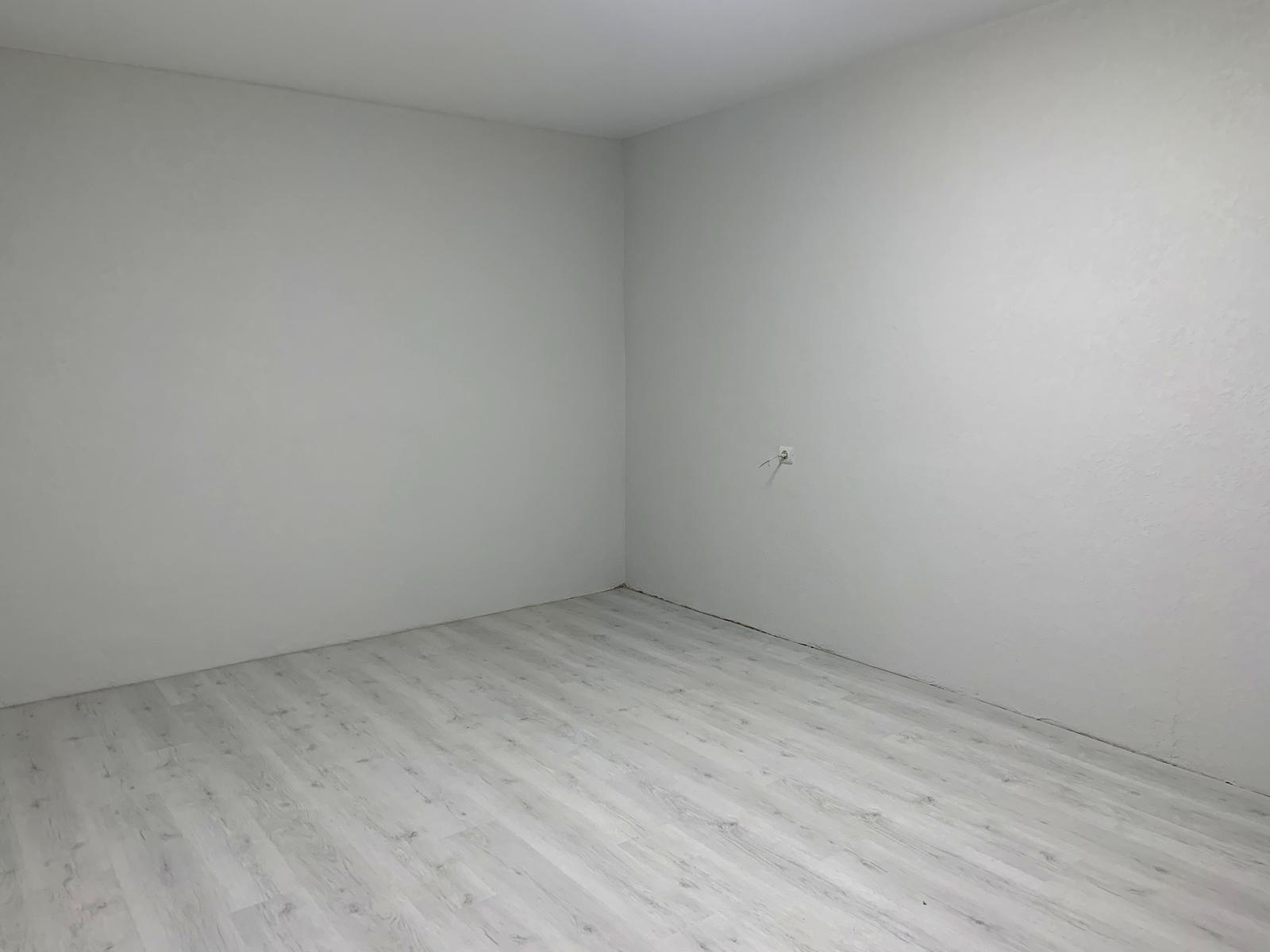 1785172578694909