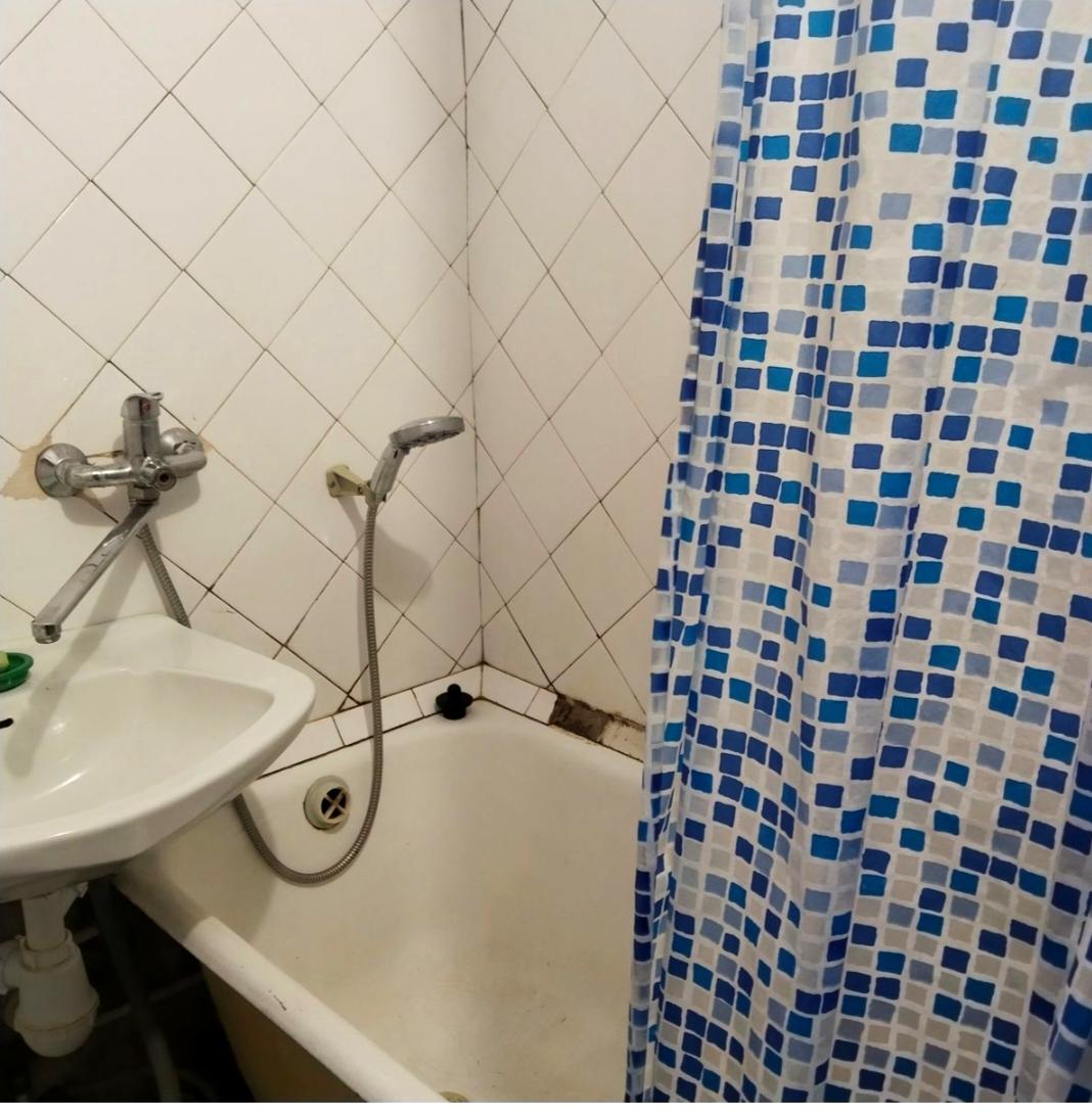 1831987197978912