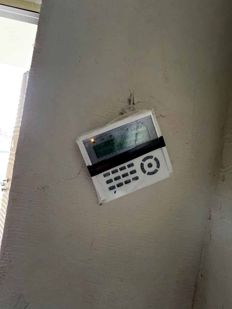 1822578236942923