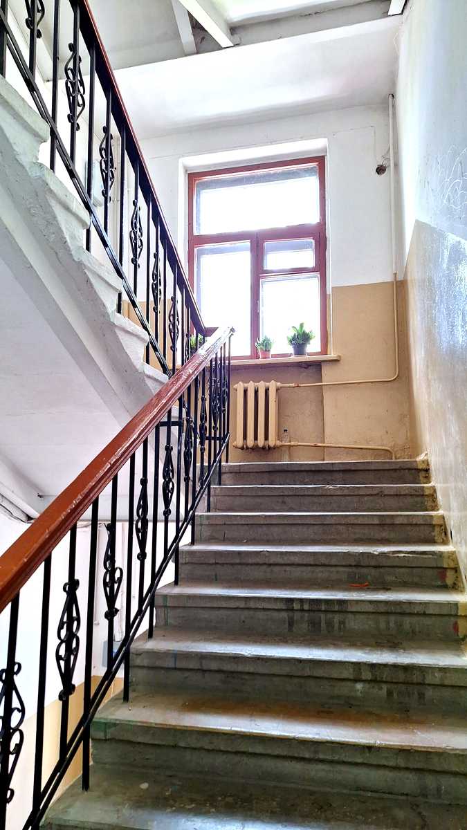 1829589573088924