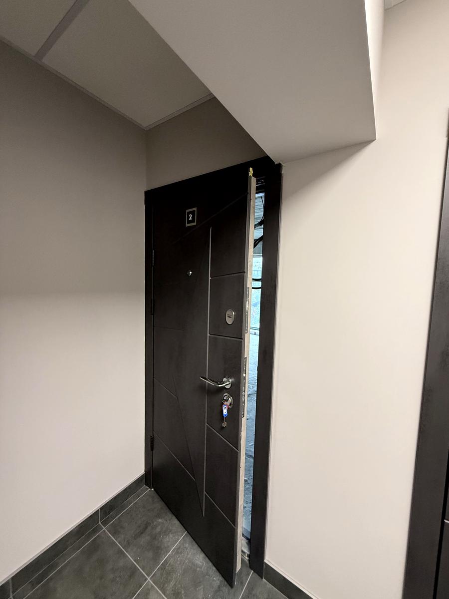 1844084916301932