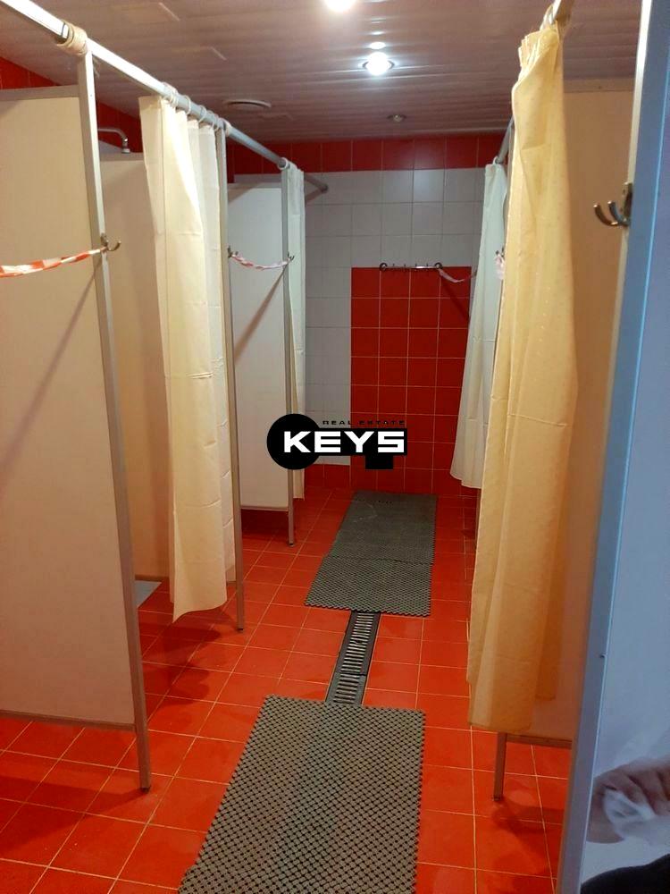 1835427106088934