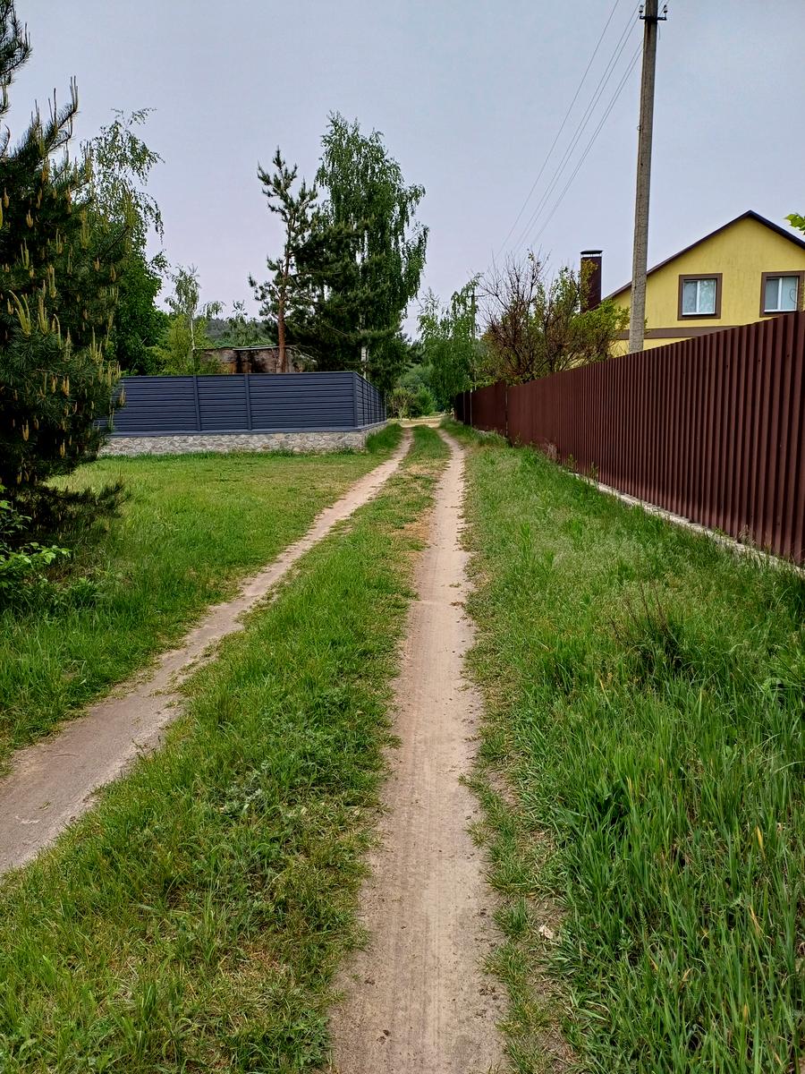 1835909110832935