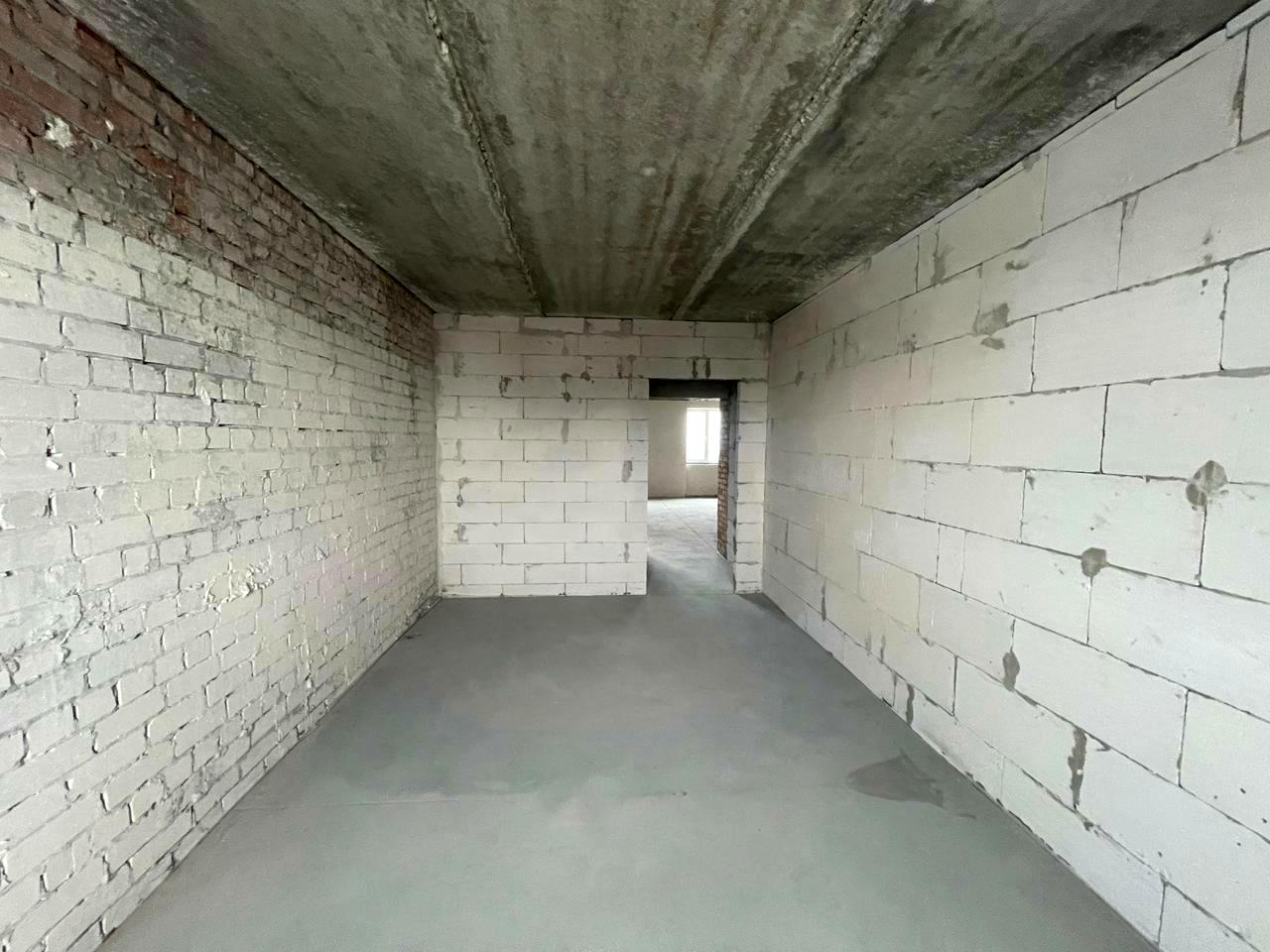 1817328994780094