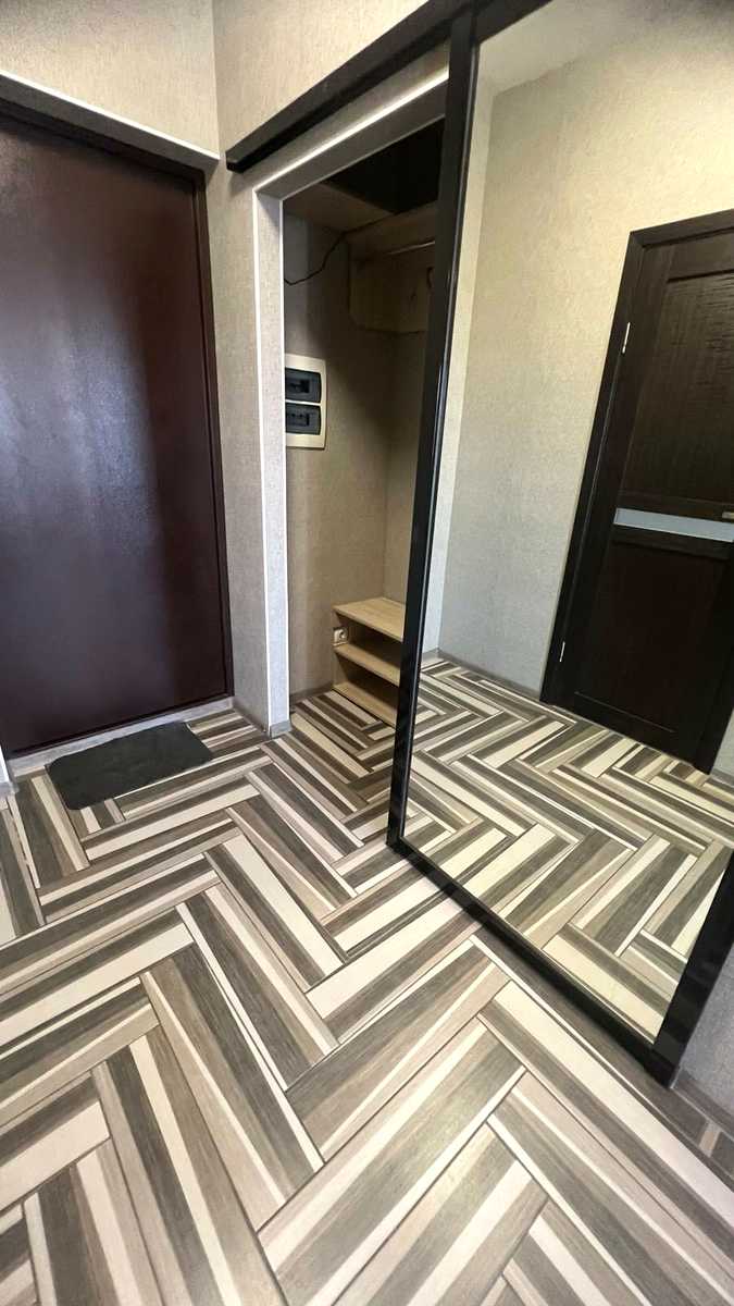1776915742145941
