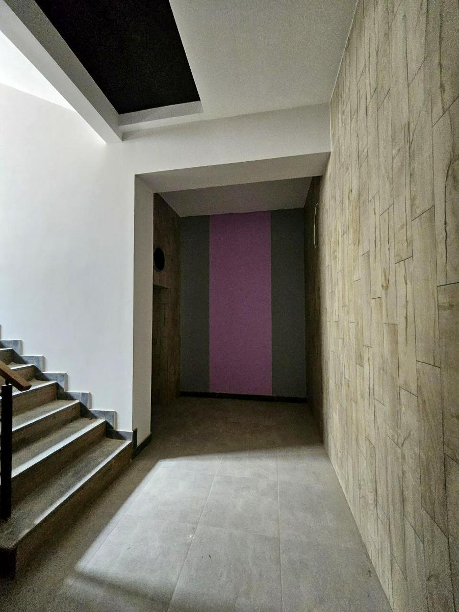 1835434805802941