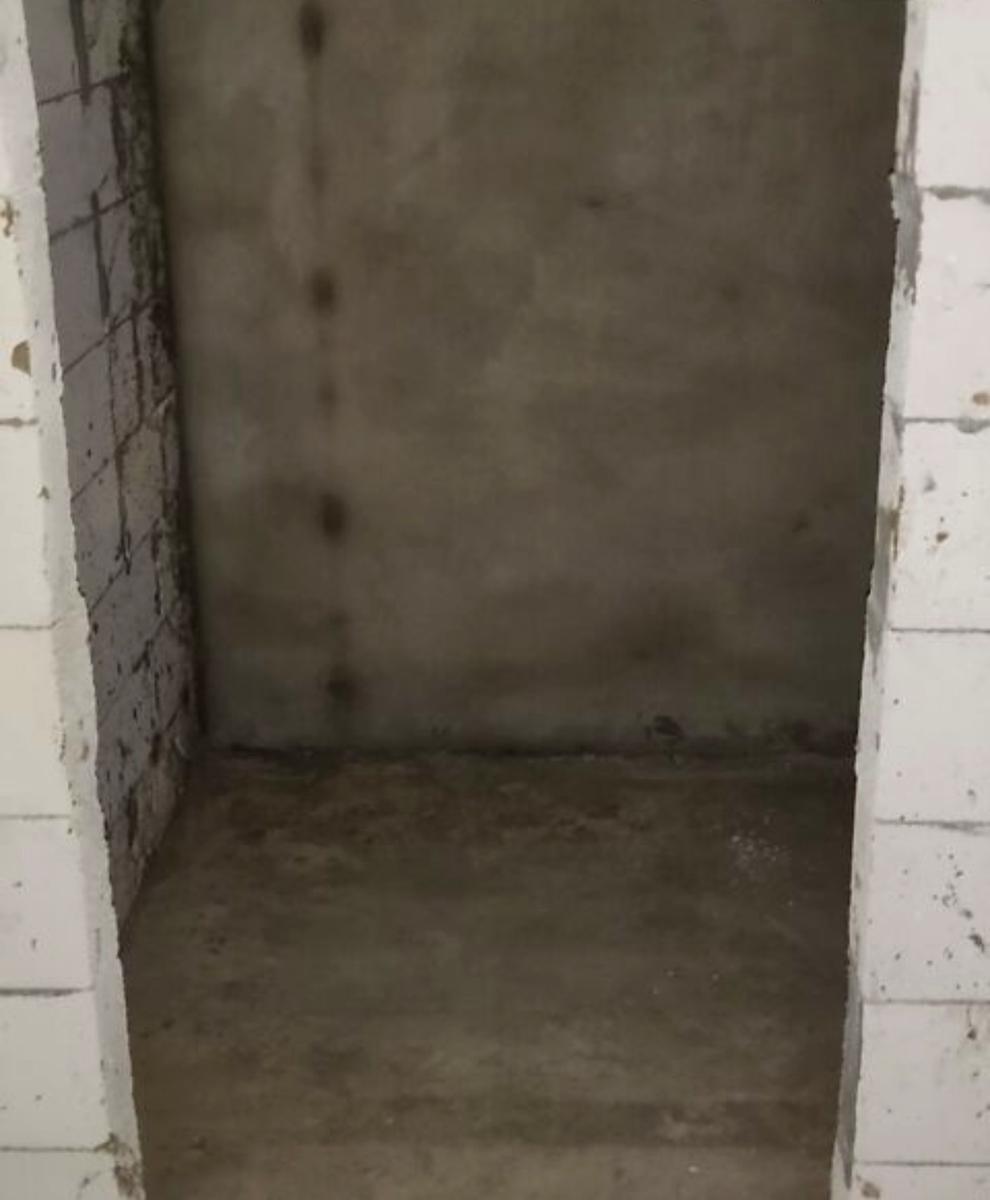 1835085348368945