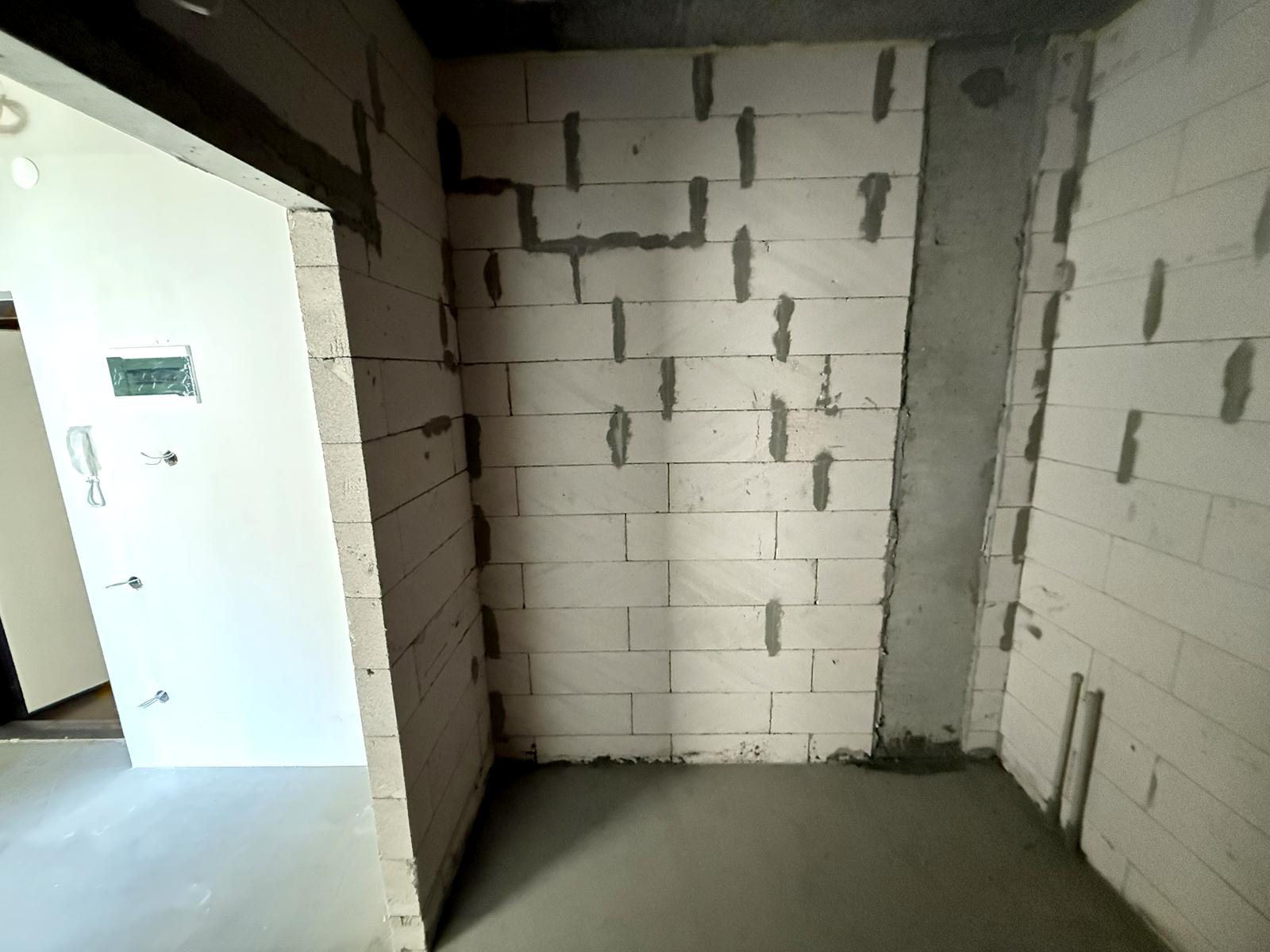 1830905779191949