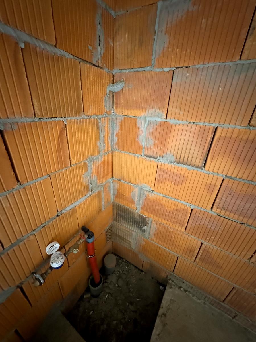 1834536711958950
