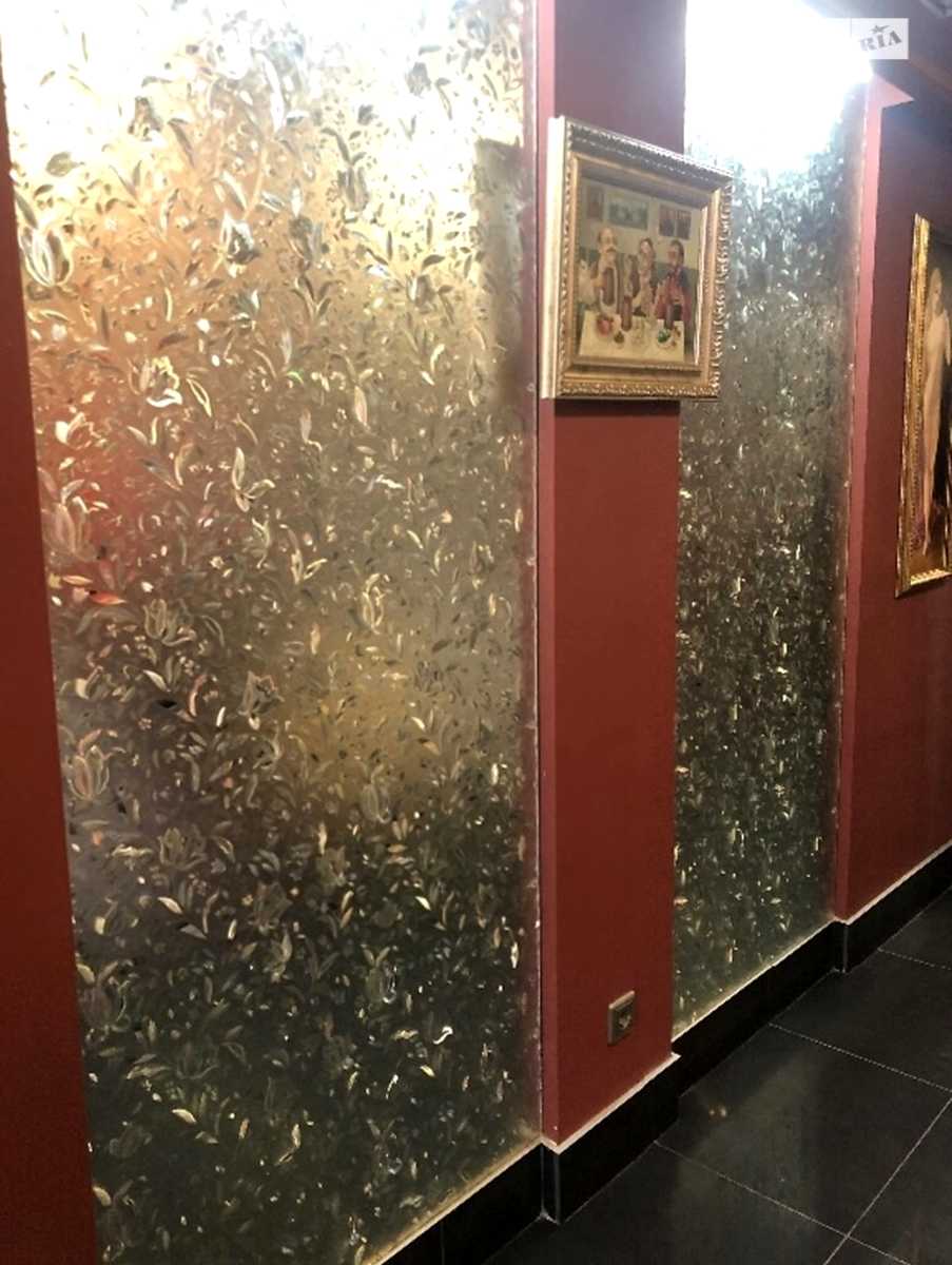 1835350740772952