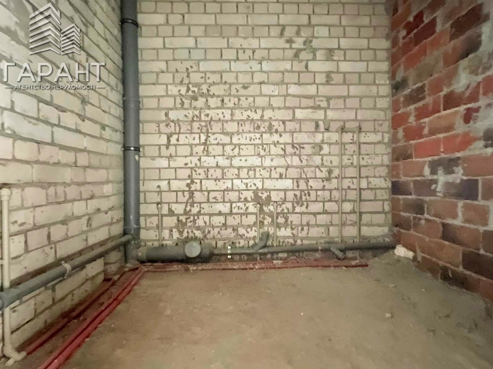 1792316509193957