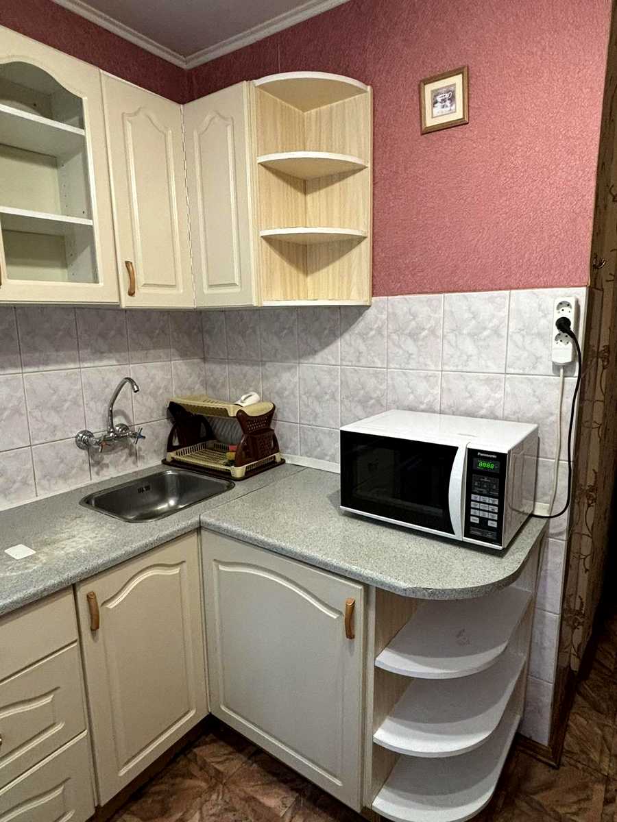 1827114801544959