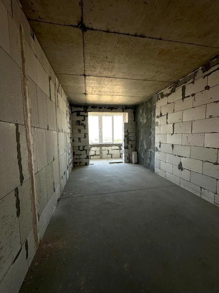 1838986097230096