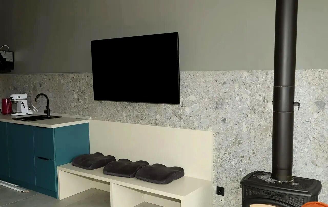 1840880500834096