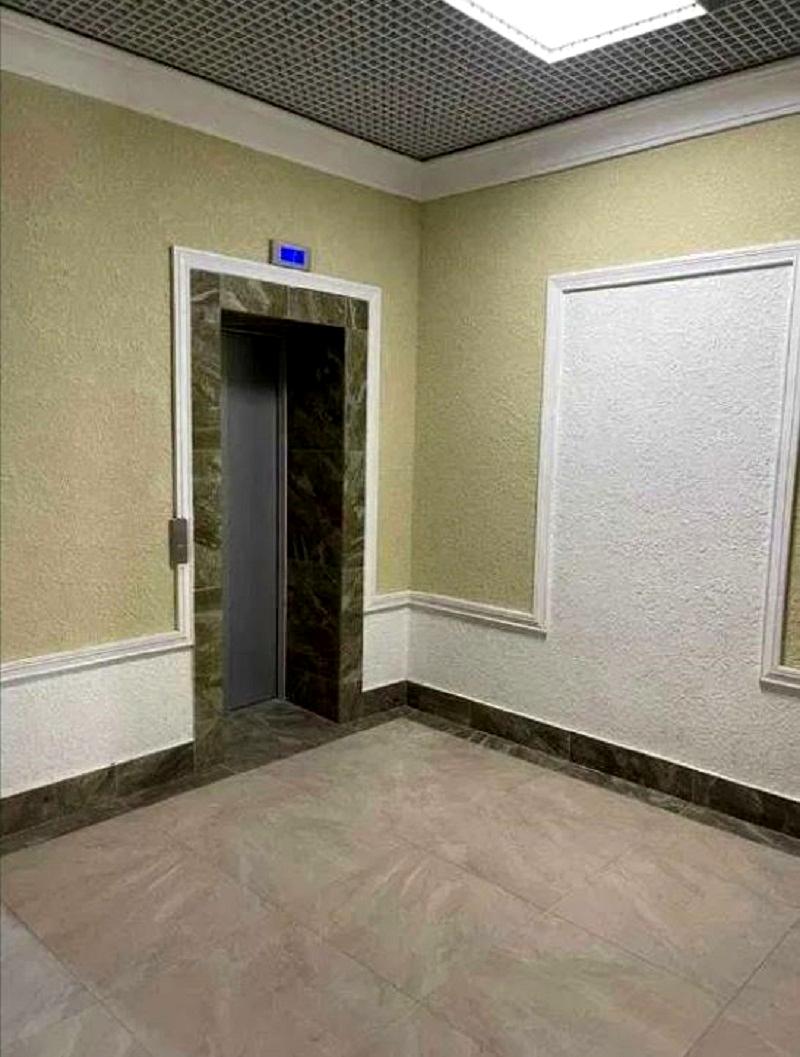 1832934410354960