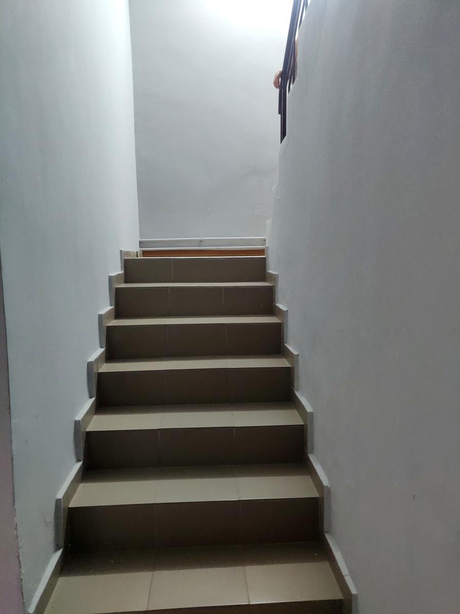 1827561656372965