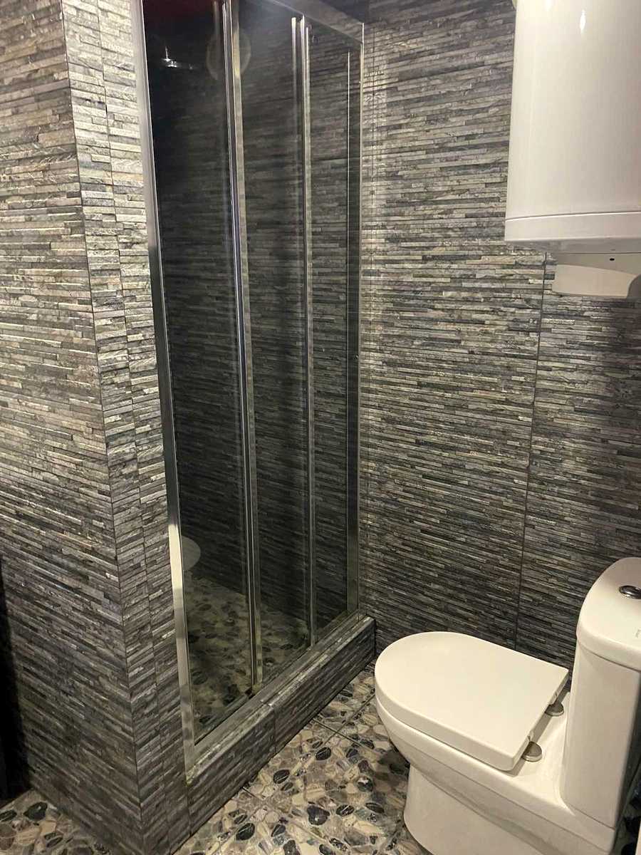 1826300635723967