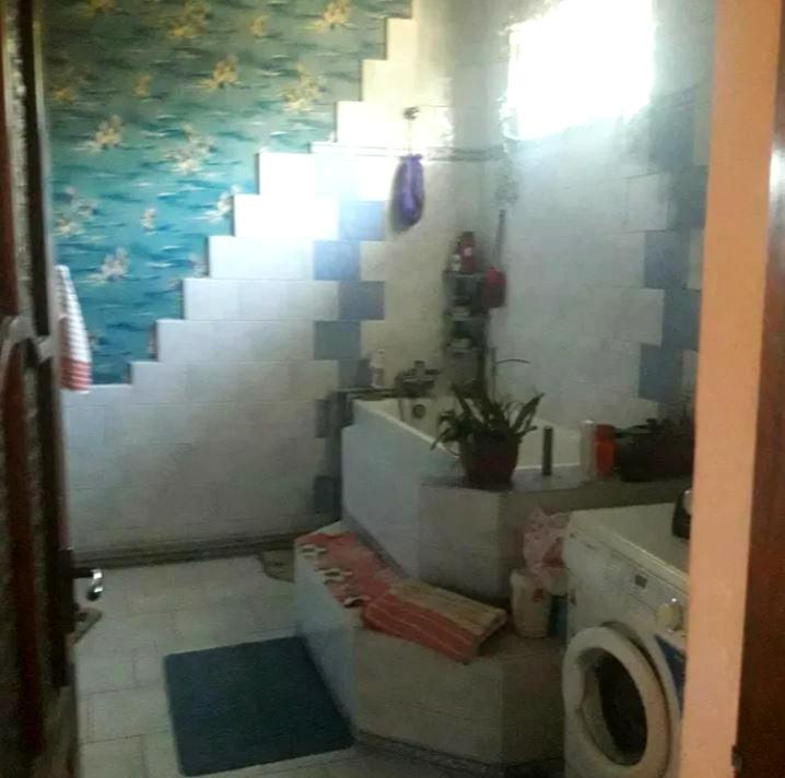 1822585434370968