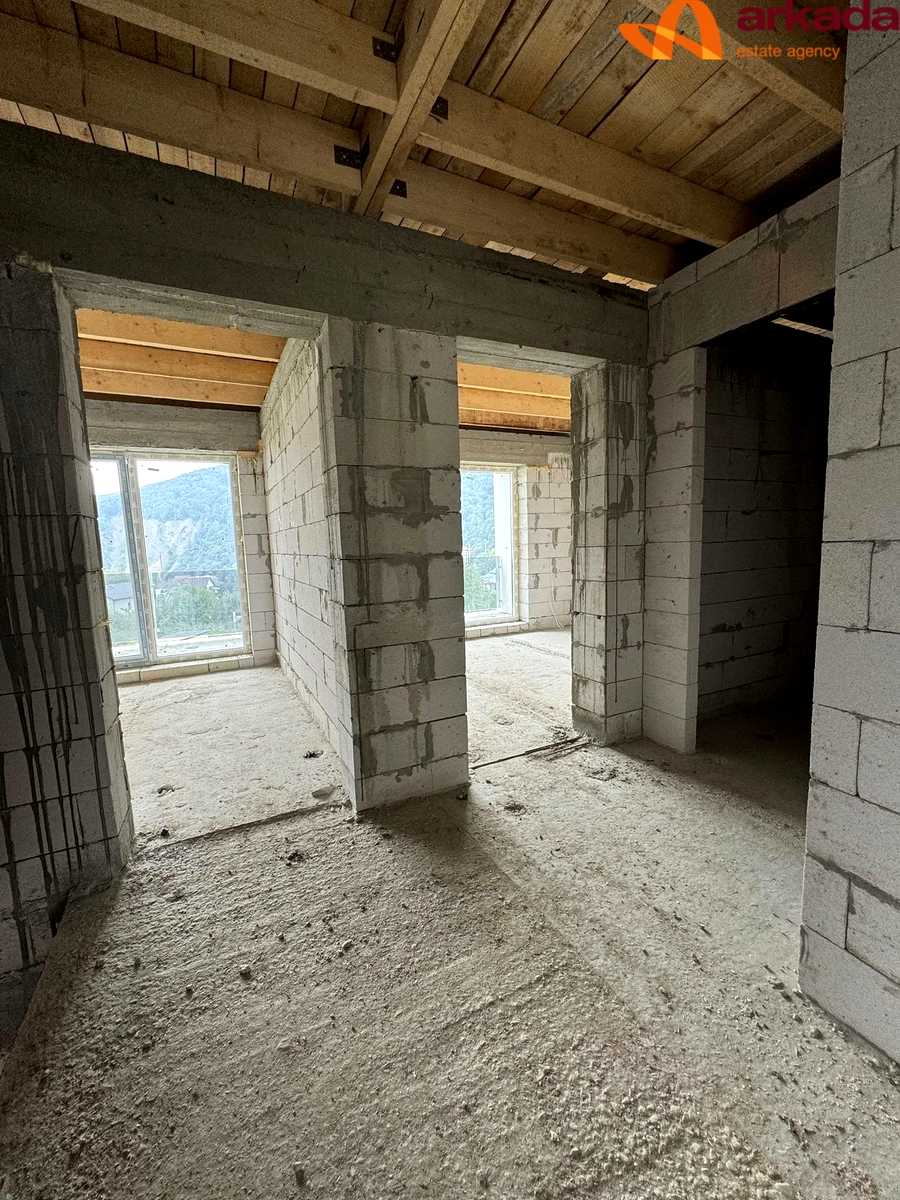 1841588536330968