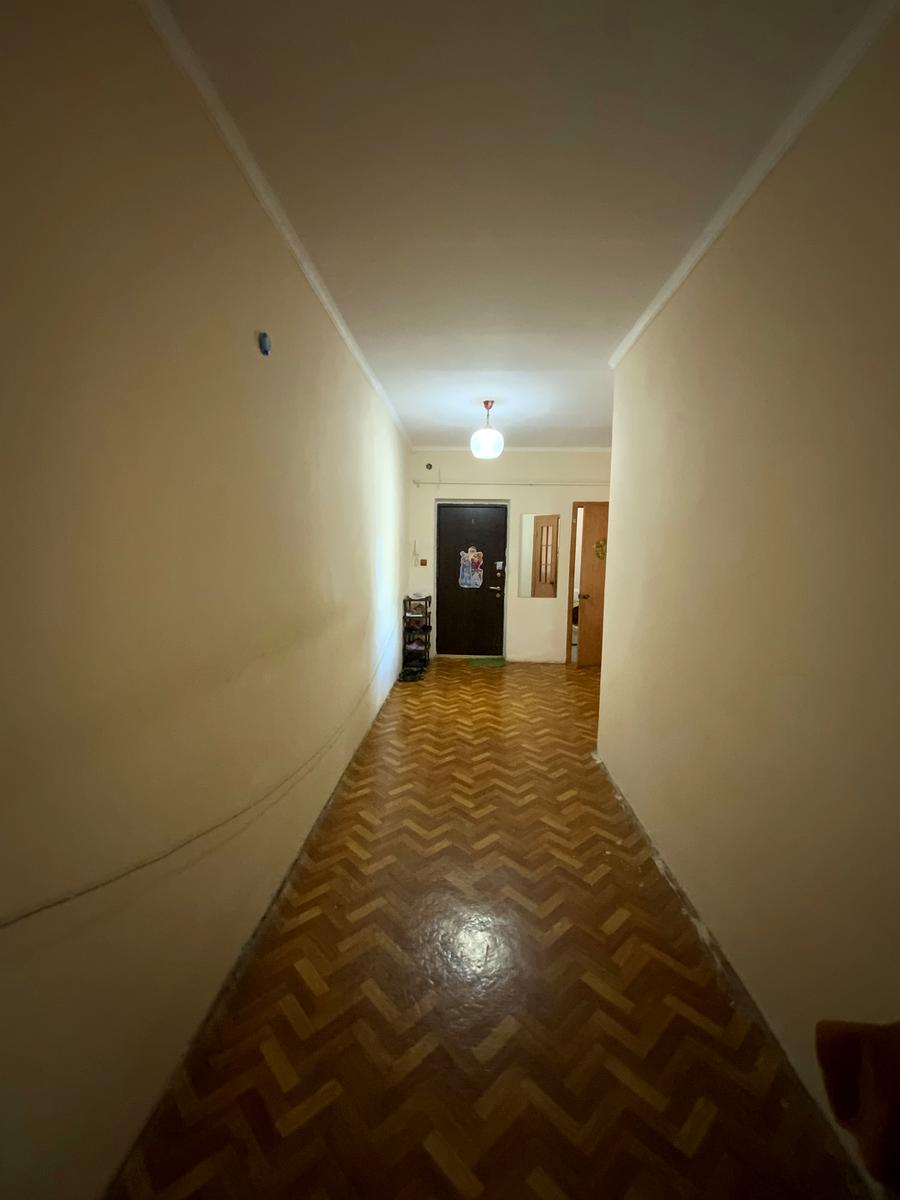 1831636709108097