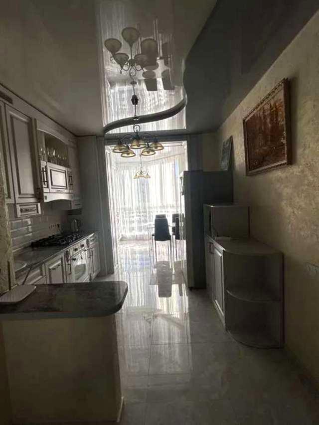 1844318555411097