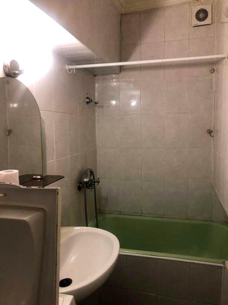 1797458328164975