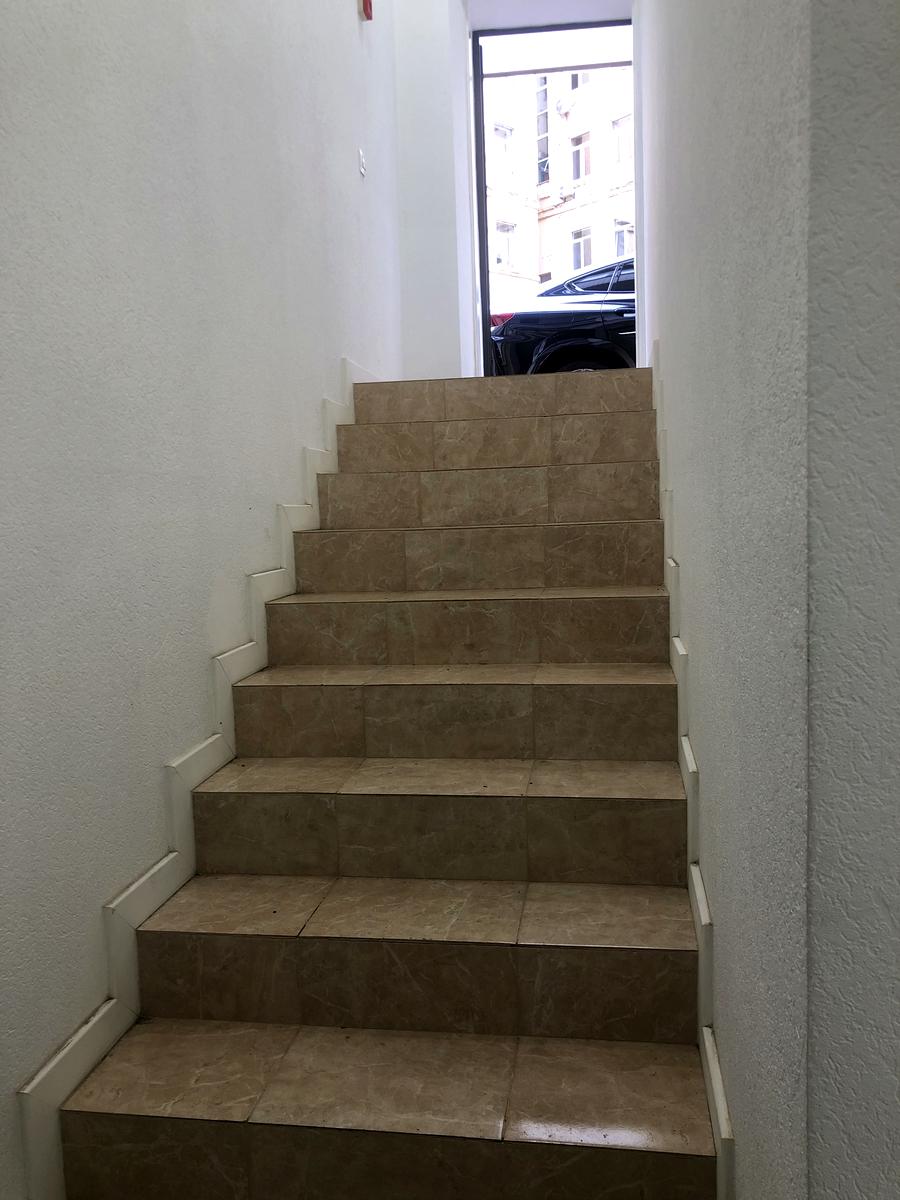 1835981039086980