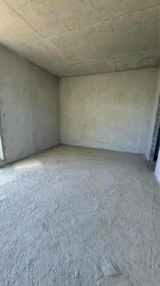 1842780900443981
