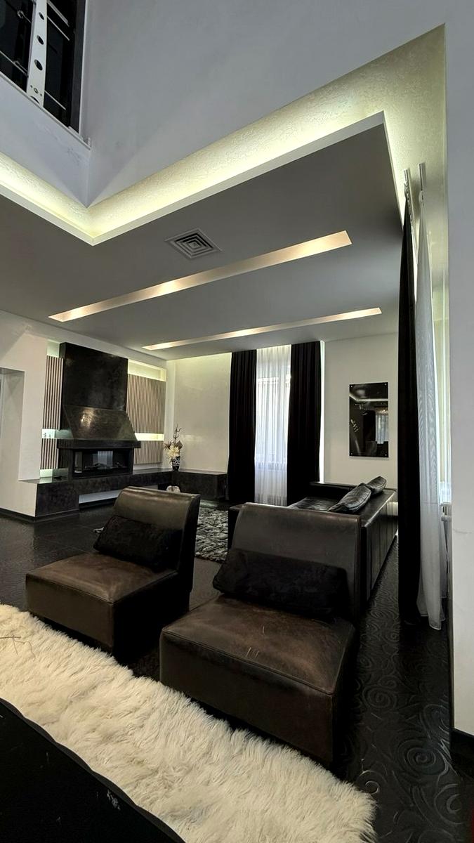 Дом по адресу ул. Пригородская (площадь 650 м²) - Atlanta.ua - фото 11