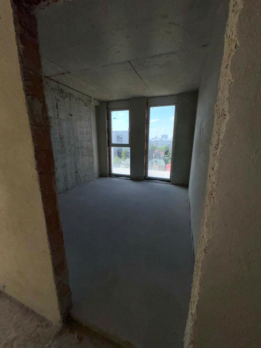 1838346000313989