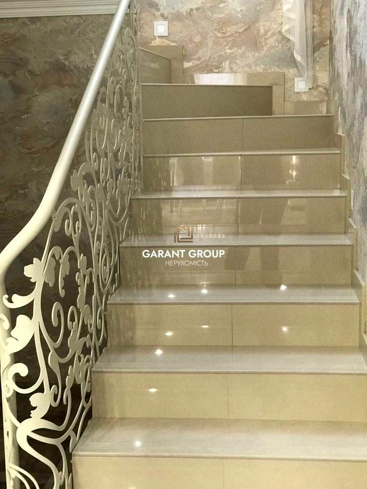 1837701051689099