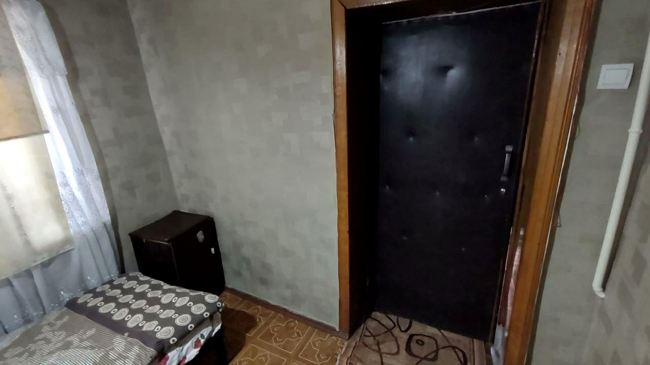 1838822652827992
