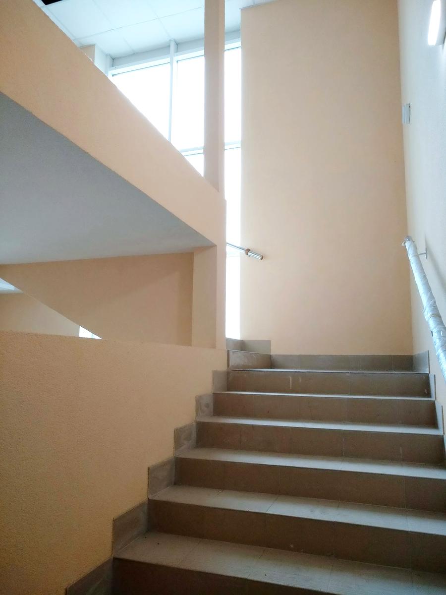 1724502098580993