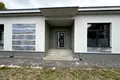 дом по адресу діброва, 9