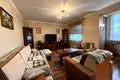 будинок за адресою Вишеньки 2