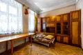 квартира за адресою Шептицьких вул., 24