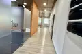 комерційна за адресою Кам'янецька вул., 1