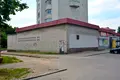комерційна за адресою В'ячеслава Чорновола вул. (Войкова), 40а