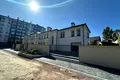 будинок за адресою Андрія Сахарова вул.