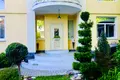 будинок за адресою Валерія Лобановського просп. (Червонозоряний)