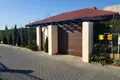 дом по адресу Бризовая