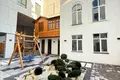 квартира за адресою Євгена Коновальця вул. (), 21