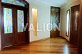 квартира за адресою Анни Ахматової вул., 35