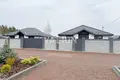 будинок за адресою Бориса Лятошинського вул. (1 Травня)