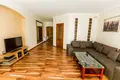 квартира за адресою Театральна вул., 8