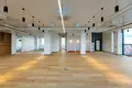 комерційна за адресою Щирецька вул., 32