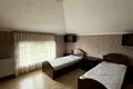 квартира за адресою Хотинська вул., 12